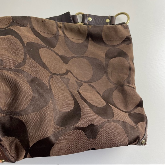 Coach Brown Canvas Big Monogram Gold Hardware Square Shoulder Bag K0773-10620 - Picture 5 of 12